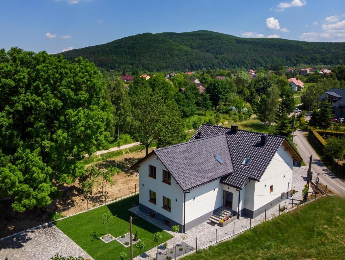 شقة Jaroszowice  في Dom Pod Jesionem المظهر الخارجي الصورة