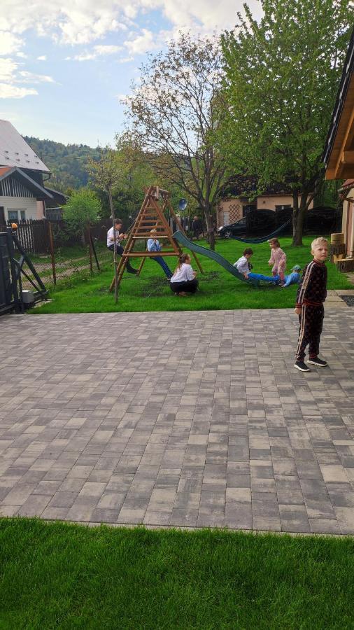 شقة Jaroszowice  في Dom Pod Jesionem المظهر الخارجي الصورة